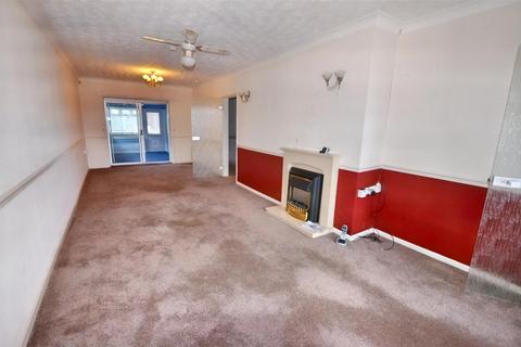 2 bedroom detached bungalow for sale, Lea Road, Stone