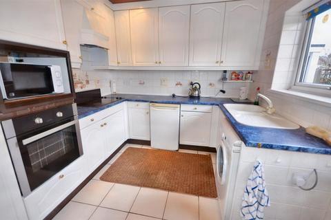 2 bedroom detached bungalow for sale, Lea Road, Stone