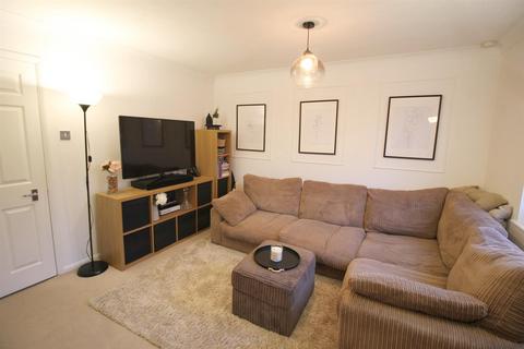 undefined, Kingsmead Road, High Wycombe HP11