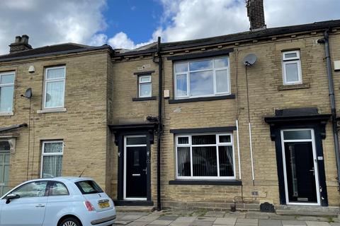 3 bedroom terraced house to rent, Stone Hall Road, Eccleshill, Bradford