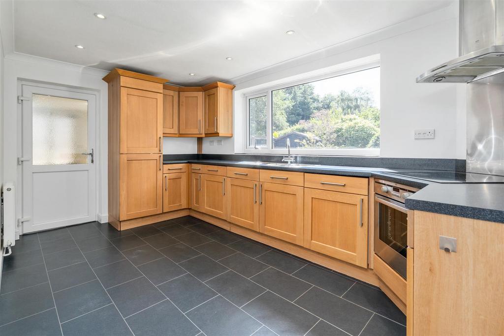 2220 Stratford Road 6.jpg