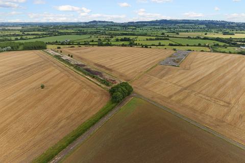 Land to rent, Honeybourne, Evesham, Worcestershire