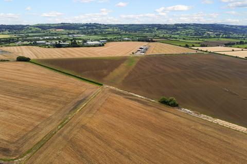 Land to rent, Honeybourne, Evesham, Worcestershire