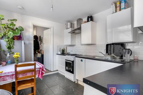 14 Hawthorn Road, London, N18 1EZ