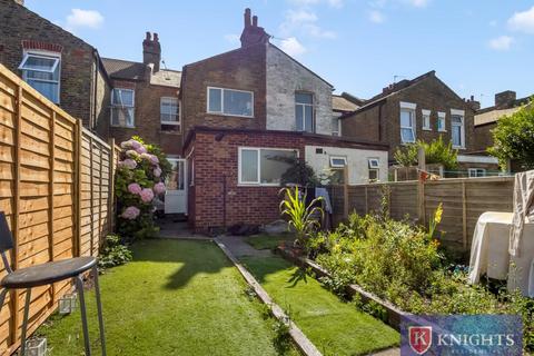 14 Hawthorn Road, London, N18 1EZ