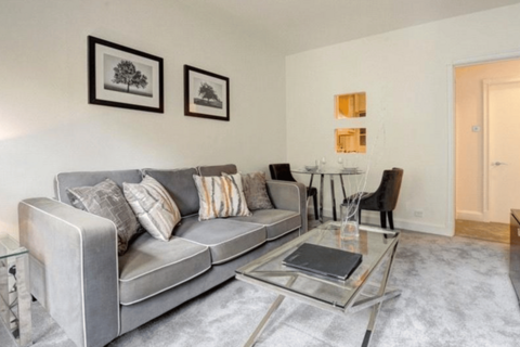 1 bedroom flat to rent, Fulham Road, South Kensington, London, SW3