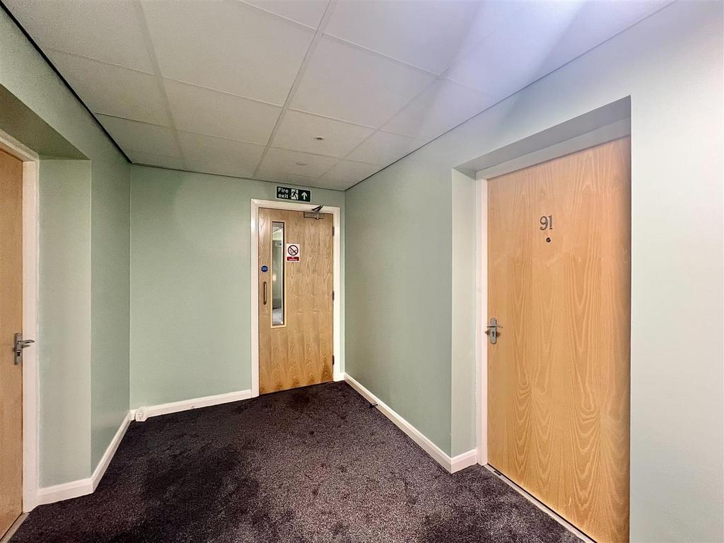 Private Entrance