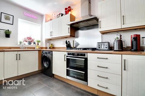 5 bedroom detached house for sale, Anderson Close, St Neots