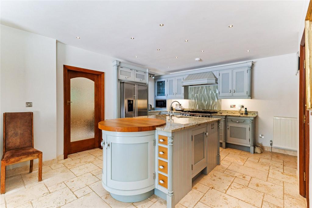 Kitchen/Dining