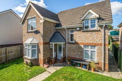 4 bedroom detached house for sale, Cherry Tree Drive, Barnstaple EX32