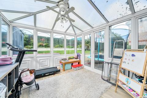 4 bedroom detached house for sale, Cherry Tree Drive, Barnstaple EX32