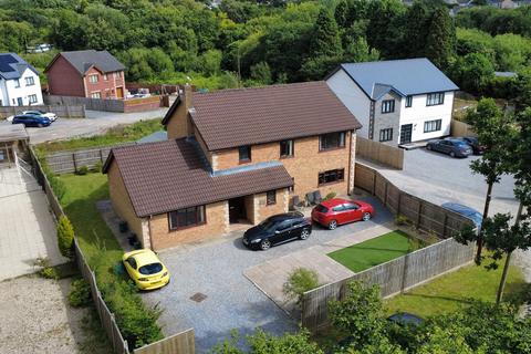5 bedroom detached house for sale, Westfield Road, Waunarlwydd, Swansea.