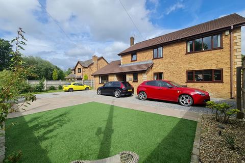 5 bedroom detached house for sale, Westfield Road, Waunarlwydd, Swansea.