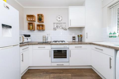 23 Ashby View, Leeds, LS13 3AG