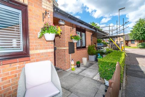 23 Ashby View, Leeds, LS13 3AG