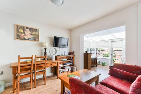 41 Wolsey Close, Worcester Park, KT4 7EF
