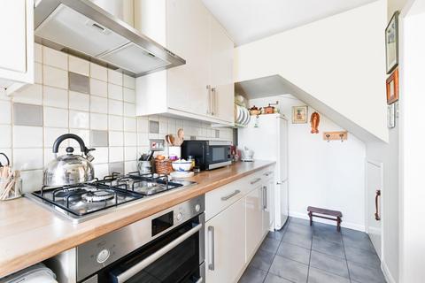 41 Wolsey Close, Worcester Park, KT4 7EF