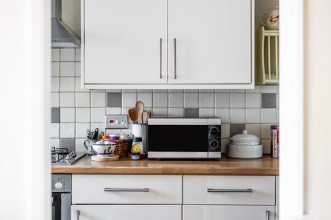 41 Wolsey Close, Worcester Park, KT4 7EF