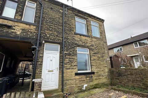2 bedroom terraced house to rent, Planetrees Street, Allerton, Bradford
