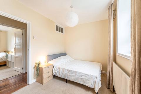3 bedroom flat for sale, Maitland Park Villas, Belsize Park, London, NW3