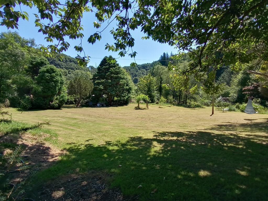 Gardens And Views