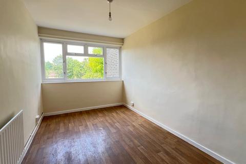 2 bedroom flat to rent, Foxborough Gardens, London SE4