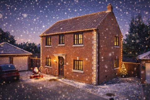 3 bedroom detached house for sale, Clare Croft, Middleton, Milton Keynes