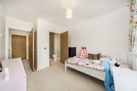 48e Mountfield Road, London, W5 2NQ