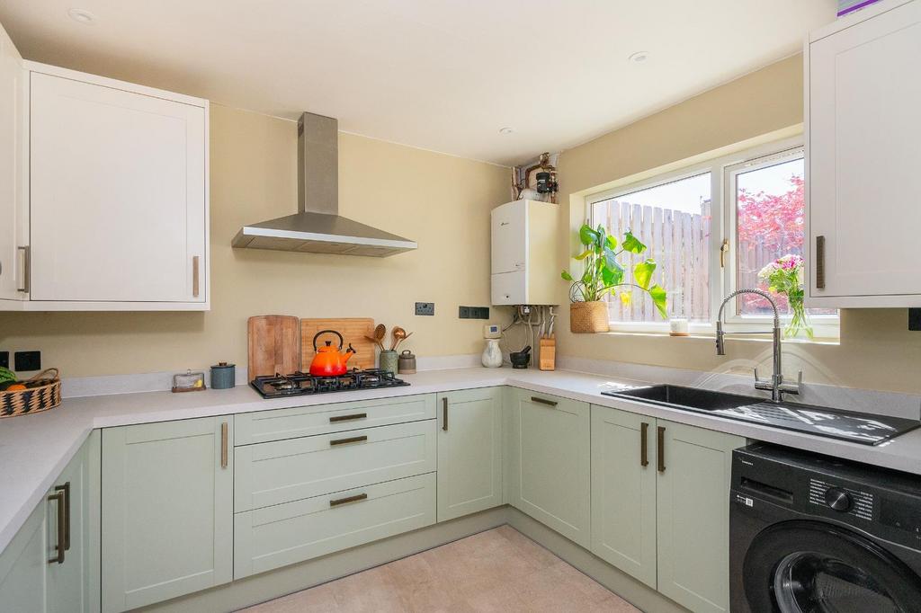 6 M5 RBR - Kitchen B.jpg