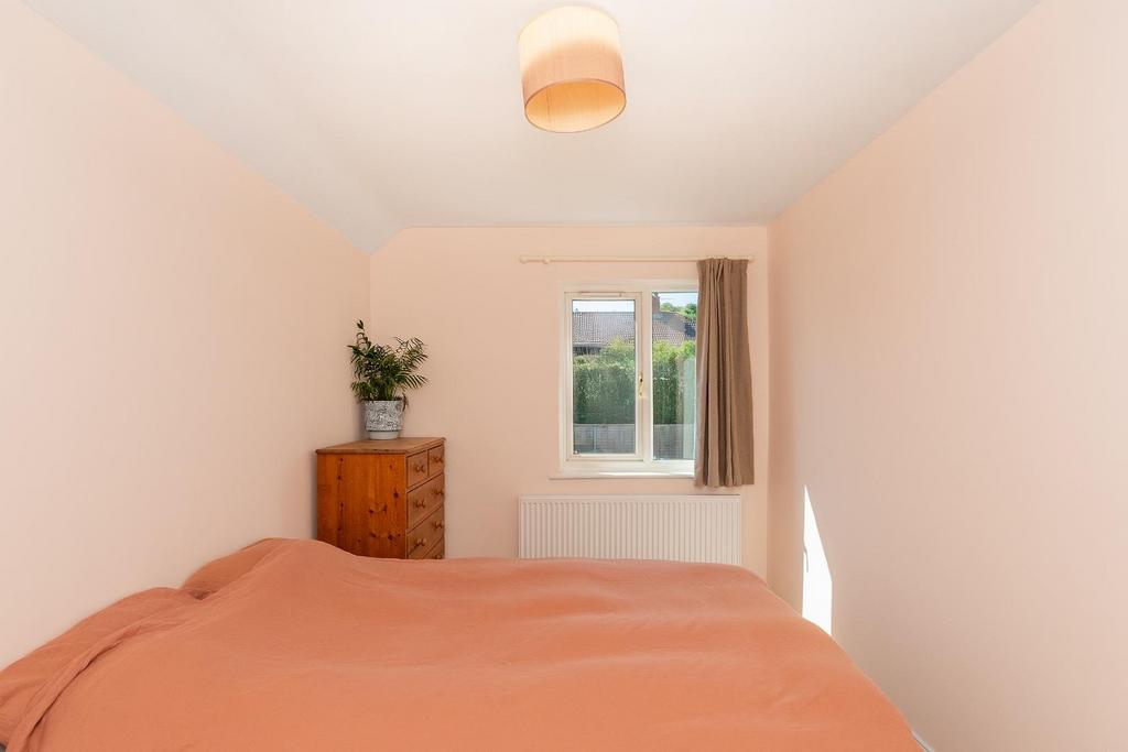 6 M5 RBR - Bedroom I.jpg