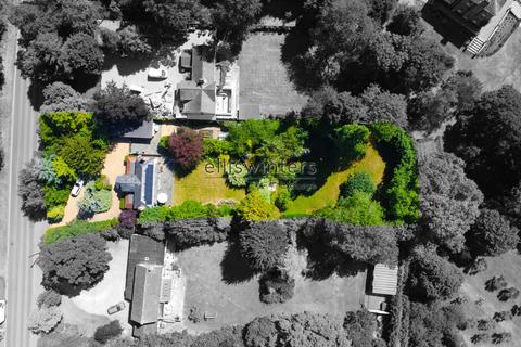 4 bedroom detached house for sale, Houghton Hill, Houghton, PE28