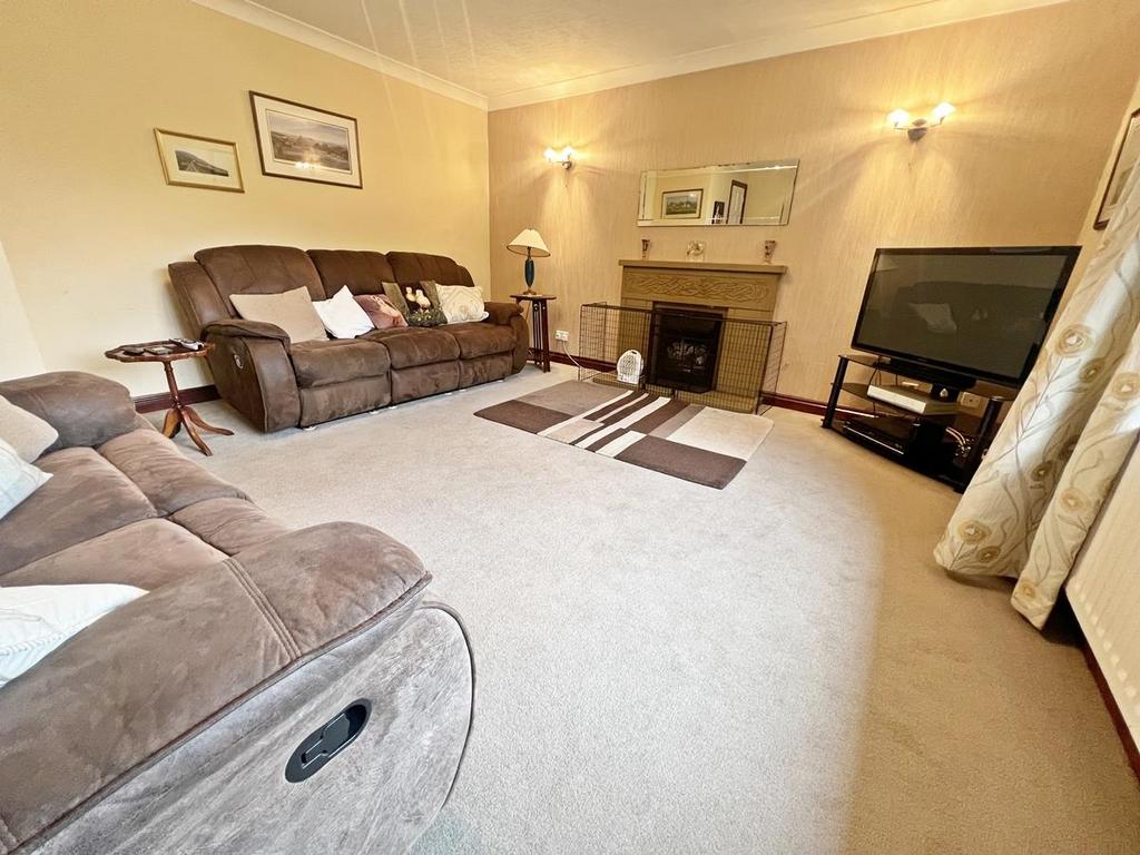 New living room a.JPG