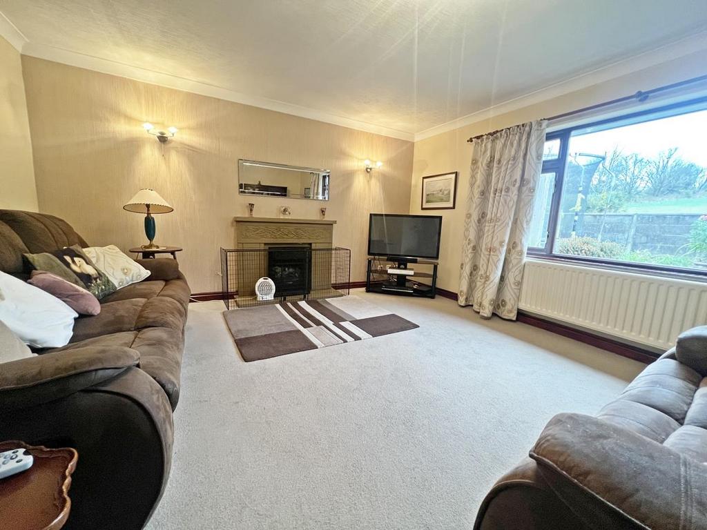 New living room b.JPG
