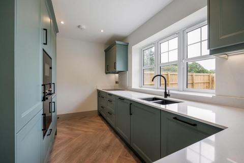 undefined, Oaks Drive, St. Leonards, BH24 2QR