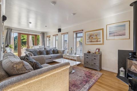 3 bedroom detached house for sale, Green Lane, St Neots PE19