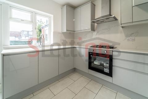 3 bedroom semi-detached house to rent, Hendon, London, NW4