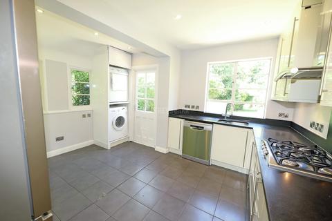 4 bedroom semi-detached house to rent, Hampstead Garden Suburb  NW11