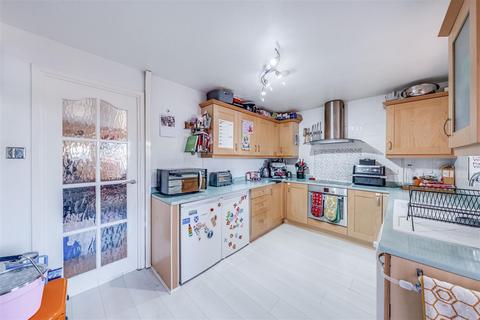 38 Walker Close, Dartford, DA1 4SR