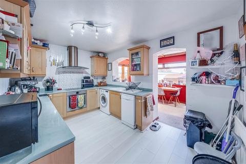 38 Walker Close, Dartford, DA1 4SR