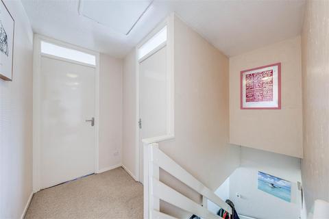 38 Walker Close, Dartford, DA1 4SR