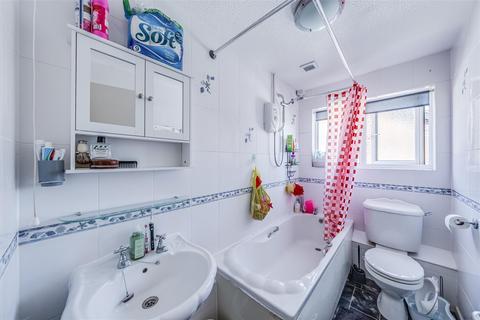 38 Walker Close, Dartford, DA1 4SR