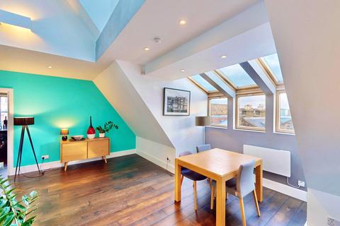 2 bedroom apartment for sale, Empire Square, Holloway
