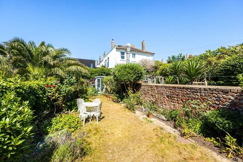 4 bedroom semi-detached house for sale, Arundel Road, Brighton