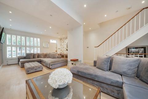 undefined, Westmoreland Terrace, London SW1V