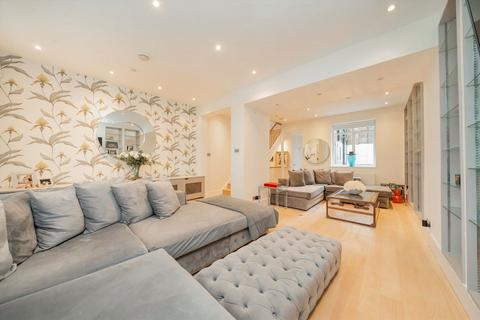 undefined, Westmoreland Terrace, London SW1V