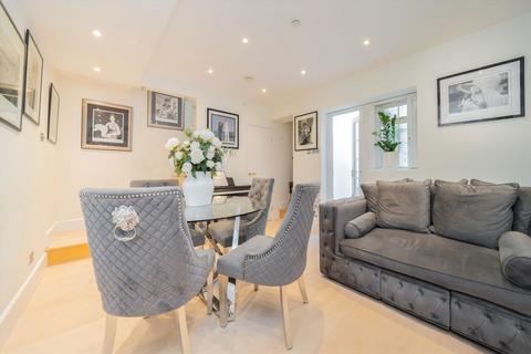 undefined, Westmoreland Terrace, London SW1V