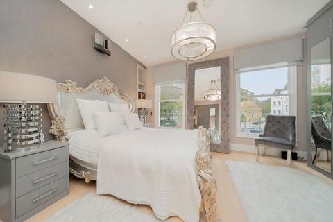 undefined, Westmoreland Terrace, London SW1V