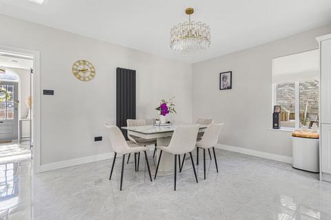 16 Cambridge Road, Ely, CB7 4HL