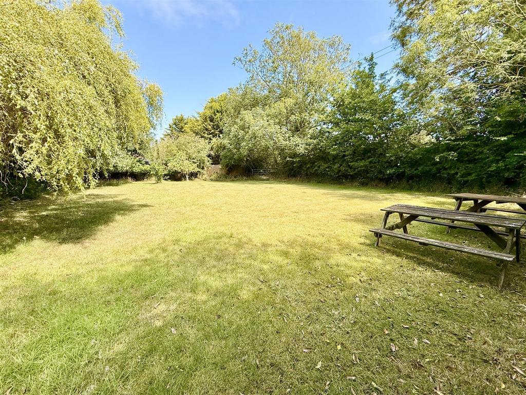The orchard land