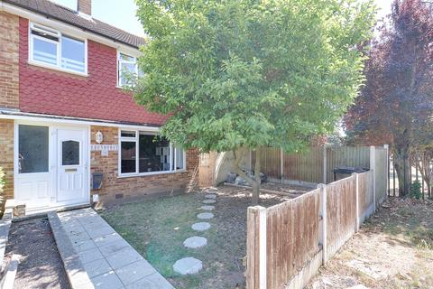 Morgan Way, Rainham RM13